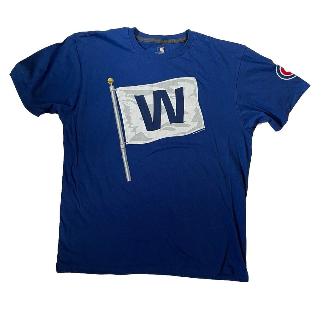 Chicago Cubs Shirt Sz XL Blue‎ With Flag And Arm Logo Short Sleeve Genuine Mercy